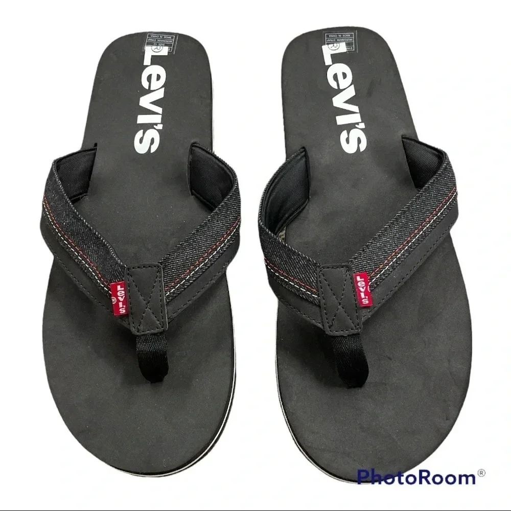 NEW Levi's® Men's Wordmark Strap Flip Flop Sandals size 12
